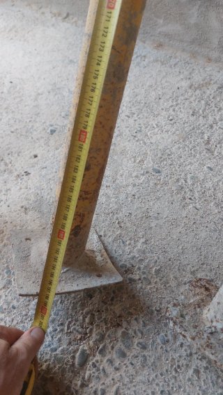 Puntales de obra metálicos