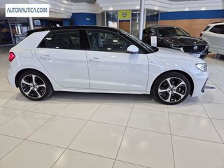 Audi A1 30 tfsi adrenalin black edition