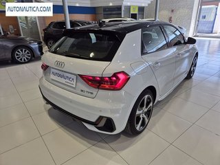 Audi A1 30 tfsi adrenalin black edition