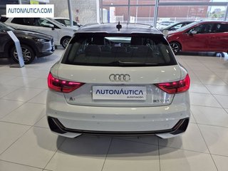 Audi A1 30 tfsi adrenalin black edition
