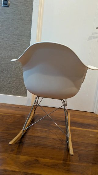 Silla Mecedora Eames Blanca