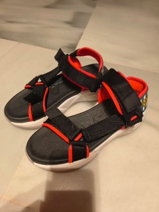 Sandalias Bimba y Lola Negras Naranja