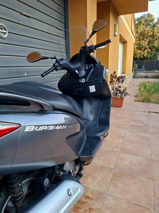 Suzuki Burgman 200