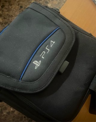 PS4 (PlayStation 4) Negra