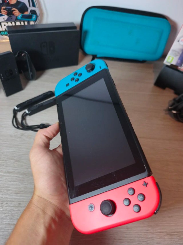 Nintendo Switch + Fifa 2023