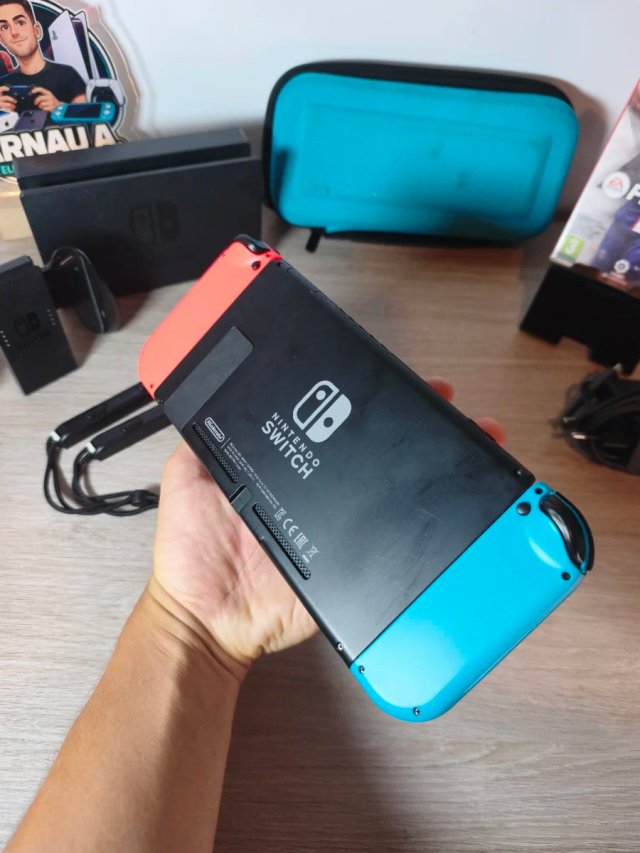 Nintendo Switch + Fifa 2023