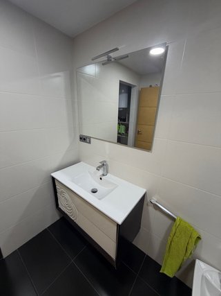 Mampara de Baño y muebles baño