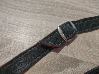 Bandolera cuero y tela étnica