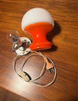 Lampada vintage fungo arancione e bianco