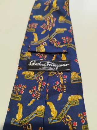Cravatta vintage seta Salvatore Ferragamo