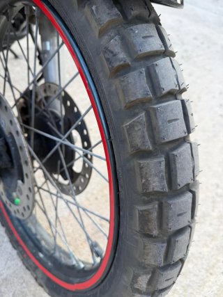 Honda Transalp 650 XLV Negra