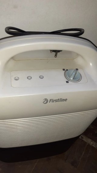 Deshumidificador Firstline  10L dia  funciona ver