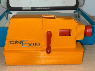 Cinexin Proyector Cine 8 m/m Ref 0800 +4 Peliculas