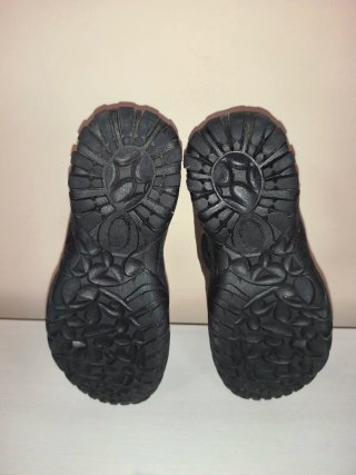 Sandalias Mountain Marrones y Negras