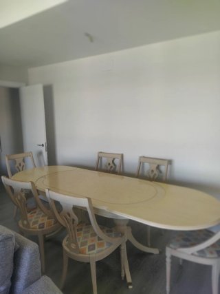 Mesa comedor extensible y 6 sillas