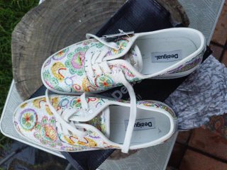 Bambas Desigual estampadas multicolor,sin estrenar