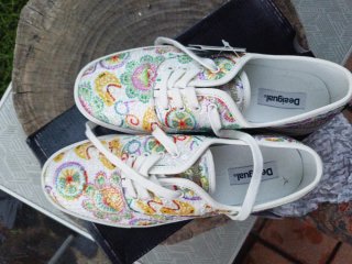Bambas Desigual estampadas multicolor,sin estrenar