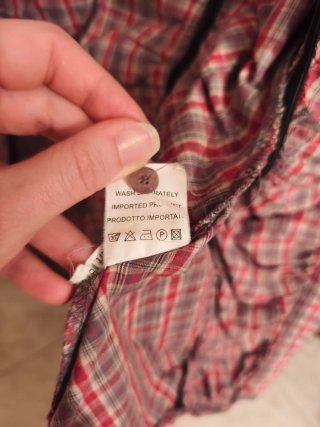 Camicia donna a quadretti rossa arricciata