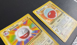 Lotto Voltorb Electrode Holo Pokémon Vintage