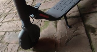 Patinete Eléctrico SEAT eXS Kickscooter by SEGWAY.