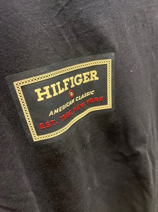 Camiseta Tommy Hilfiger Negra Talla M