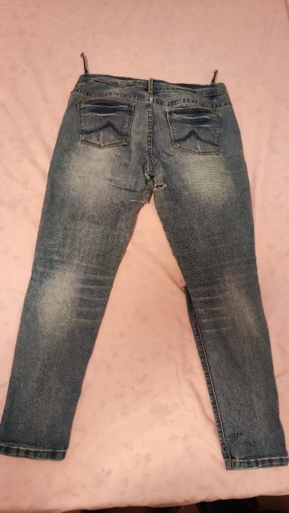 Lote 4 Pantalones Vaqueros Mujer y uno de hombre