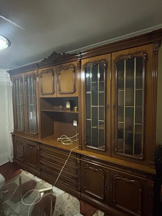 Armario antiguo madera y cristal. 230cmX300cm
