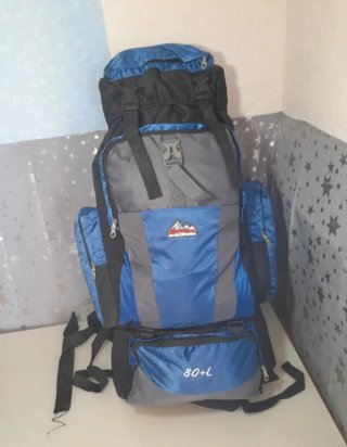 Mochila Senderismo 80L Negra y Azul