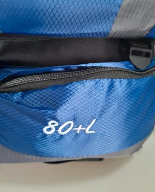 Mochila Senderismo 80L Negra y Azul