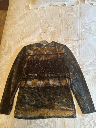 Camiseta de vestir mujer con fular a juego