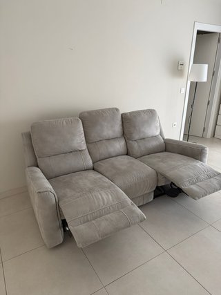 Sofá 3 plazas reclinable gris