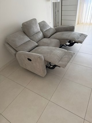 Sofá 3 plazas reclinable gris