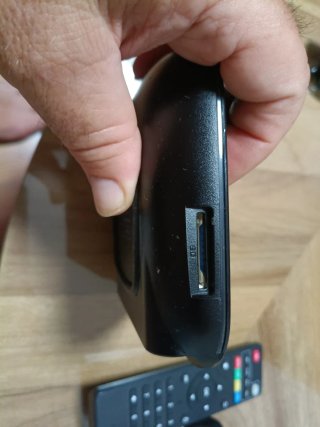 TV Box androide 10  4k con mando y cargador y  acc