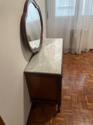 2 Camas, Mesilla, Cajonera y espejo