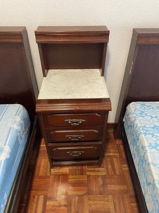 2 Camas, Mesilla, Cajonera y espejo