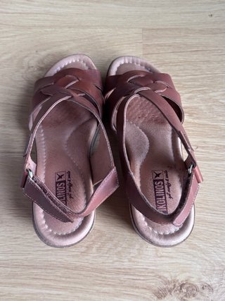 Sandalias Pikolinos Marrones Mujer con cuña de 7cm