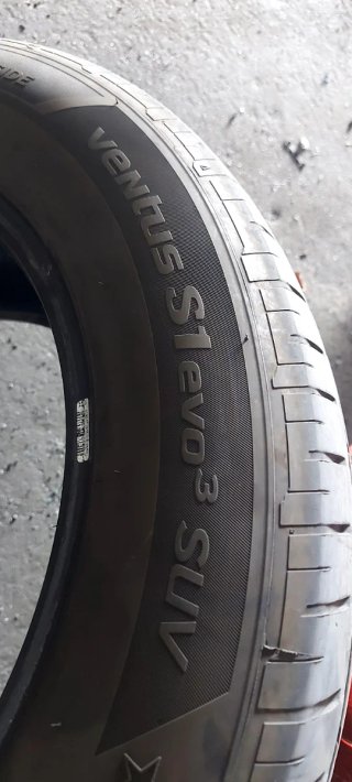 255/55 R18 109W