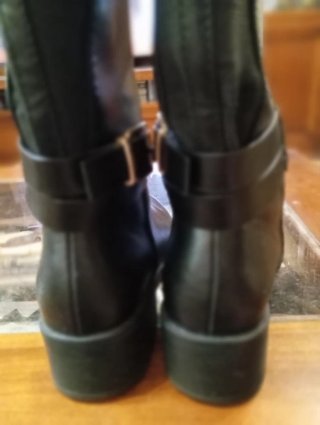 Botas altas negras