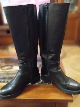 Botas altas negras