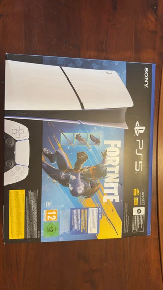 PS5 Slim blanca en estado como nueva