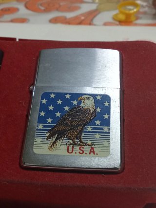 2 Zippo Accendini Tema USA Anni '90