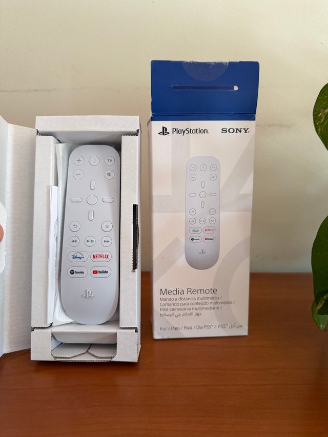 Mando Media Remote PlayStation 5