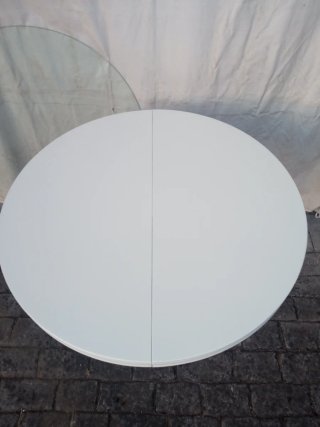 Mesa extensible de comedor vintage restaurada.