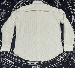 Elegante camisa estampada