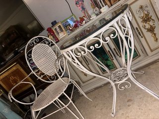 Mesa y Silla Terraza Metal y Mimbre