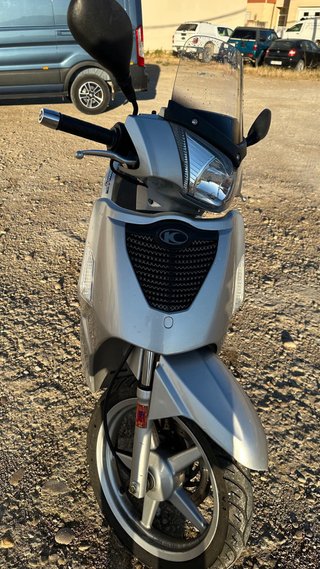 KYMCO People S 50 (2368 KM impecable) Moto Ciudad