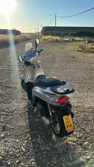 KYMCO People S 50 (2368 KM impecable) Moto Ciudad