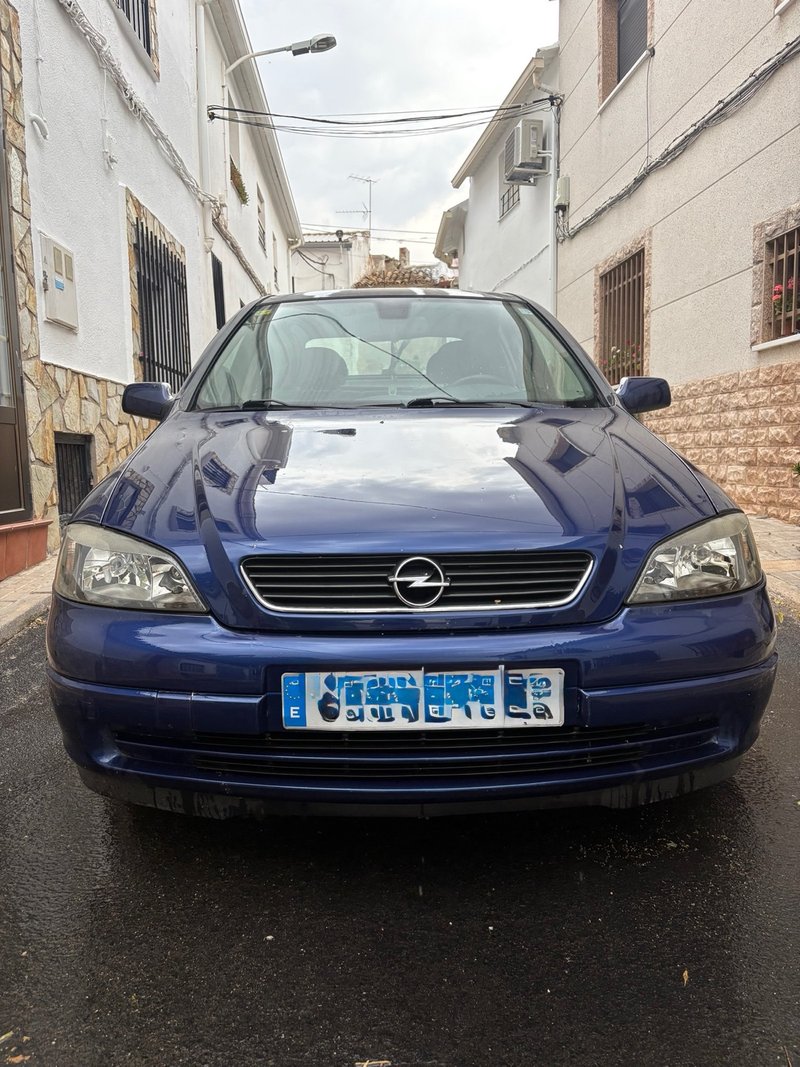 Opel Astra 2003 - foto 1