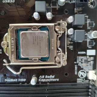 Placa Base Gigabyte GA-H81M-DS2 Socket 1150