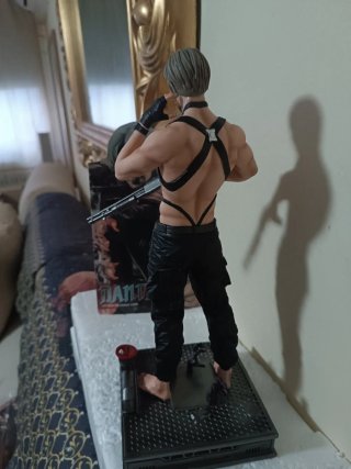 Figura Leon S Kennedy Coleccionista